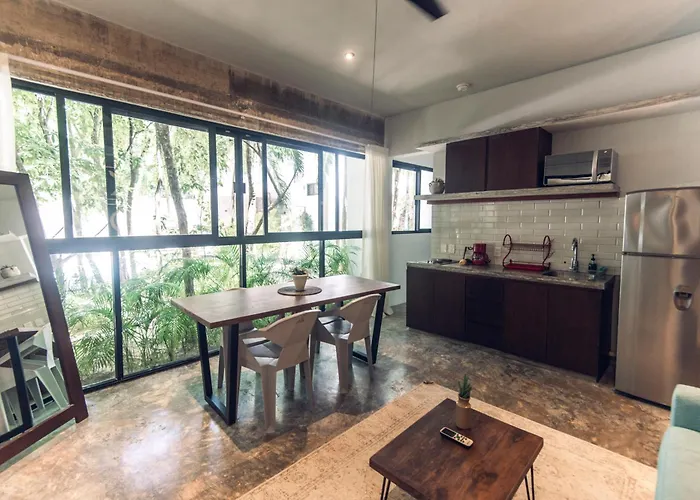 Nomad Humans Coliving * Tulum
